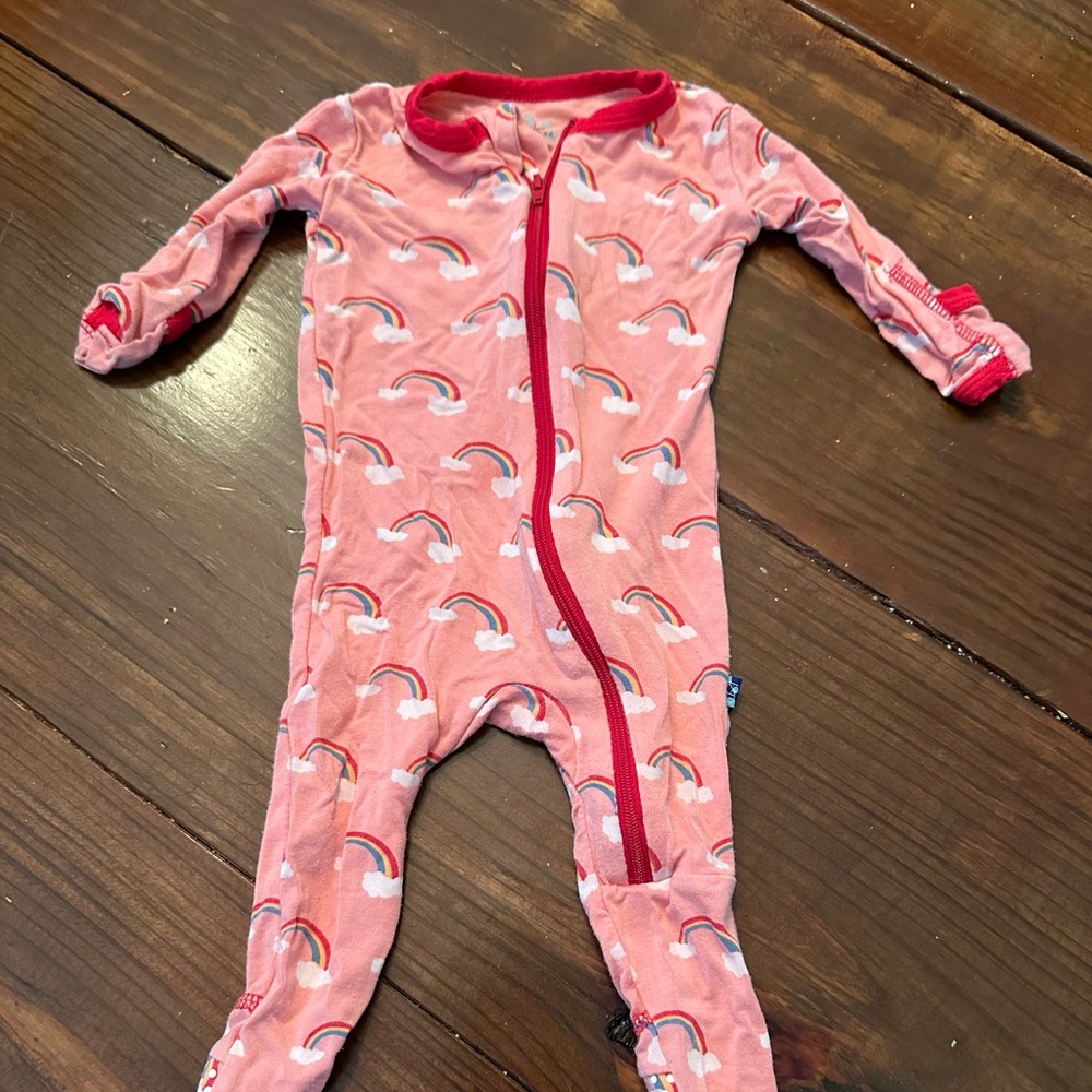Kickee pants footie